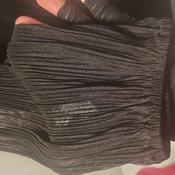 TERRA & SKY LONG SLEEVE  BLOUSE - Picture 7 of 10